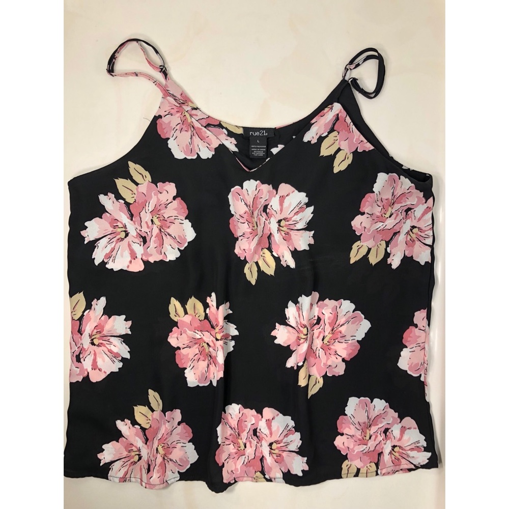 Rue21 Women Top